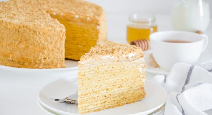 Medovik Cake Recipe - CakeRe